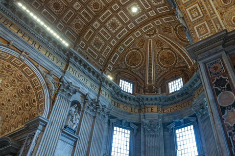 Rome: St. Peter’s Basilica & Underground Tombs Tour Group Tour in French