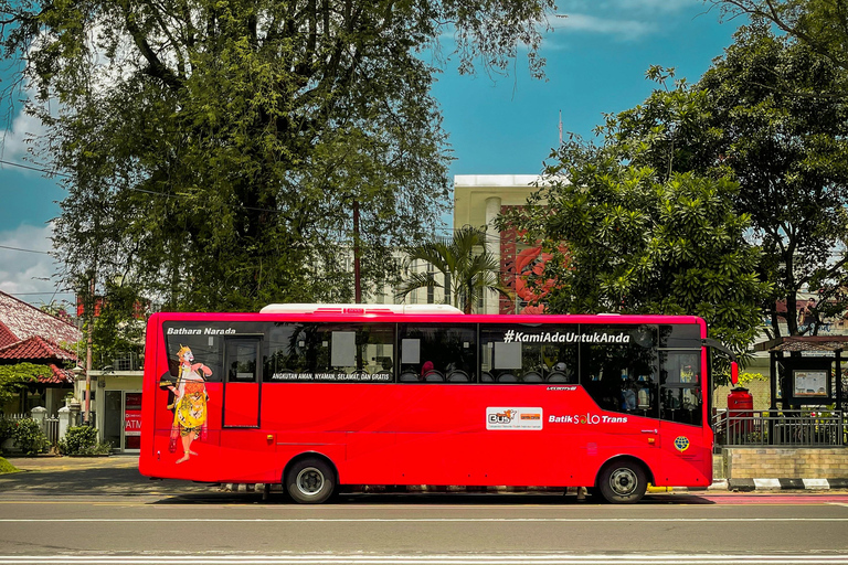 Yogyakarta: Surakarta Guided Day Trip by Light Rail Transit