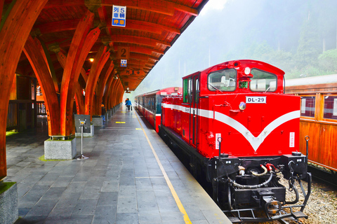 From Taipei: Alishan 2 Days Private Tour