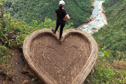 From Manila: Mount Daraitan Hike with Private Transfer