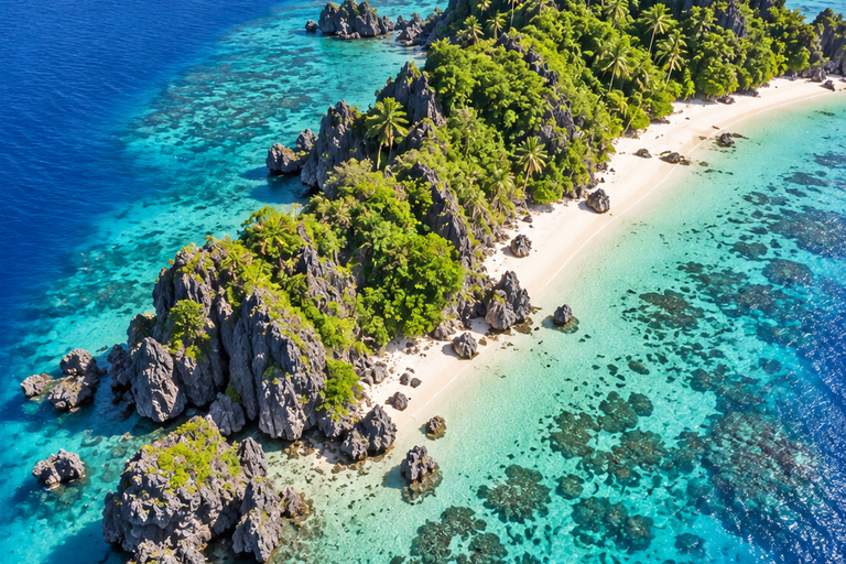Labuan Bajo: 7-Stop Tour to Rangko Cave, Melo & Night Market