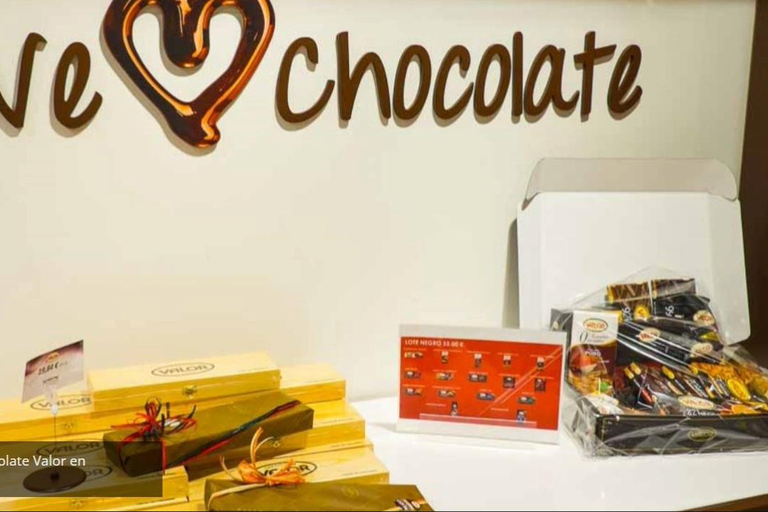 Villajoyosa: Visit the Chocolate Factory and the town by van from Alicante Villajoyosa: Visit a Chocolate Factory and the Village by Van from Alicante