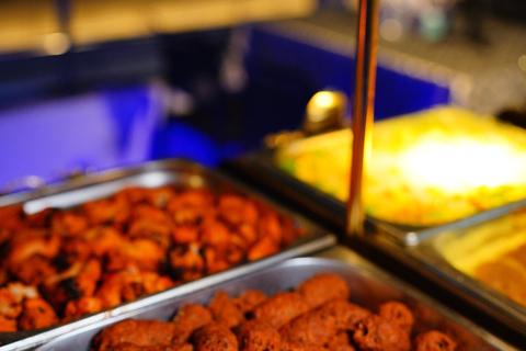Dubai Marina Dinner Cruise with Buffet & Live Entertainment