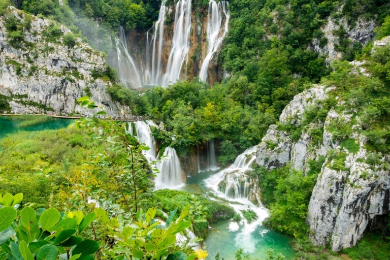 Discover the Natural Wonders: Exploring the Top 4 Waterfalls