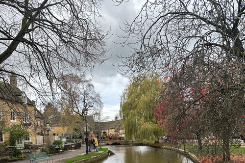 London: Cotswolds Villages & Castle Combe Small-Group Tour