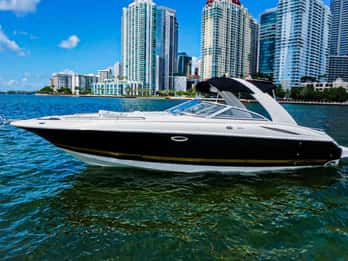 West Palm Beach: Tour en barco privado con un capitán