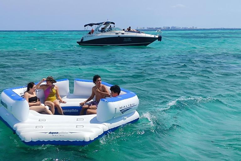 坎昆：豪华游艇之旅前往伊莎贝拉岛，主厨 #GMBSR55FUN坎昆：豪华游艇之旅，前往伊莎贝拉岛，主厨服务 #GMBSR55FUN