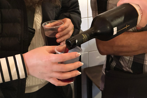 Rzym: Trastevere - wycieczka piesza z piwem i winem