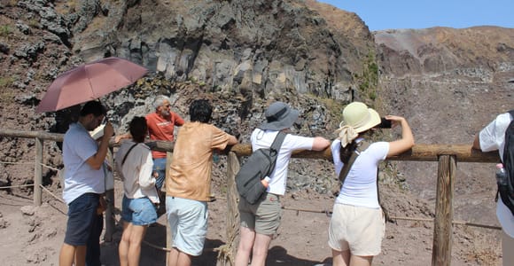 Ab Neapel: Tour nach Pompeji und zum Vesuv mit Mittagessen inklusive