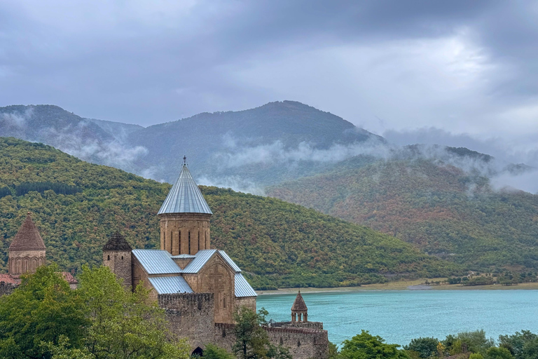 Tbilisi: 2-Day Gudauri Ski Resort Private Tour Tbilisi: 2-Day Gudauri Ski Resort Private Tour