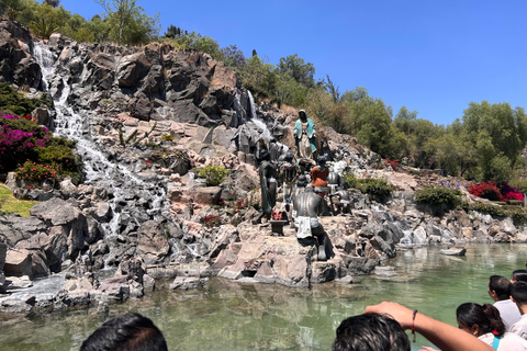 Guadalupe's shrine: 2 hours private tour with transport Guadalupe's shrine: 2 hours private tour in all the complex