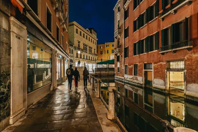 ghost walking tour venice