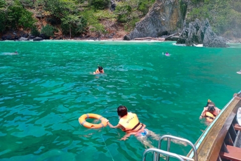 Prywatna wycieczka łodzią typu longtail na wyspy Racha z Phuket6 godzin (1-6 osób)