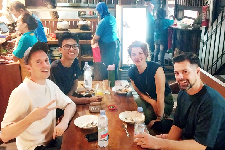 Yogyakarta: Merapi Jeep Sunset & Night Food Tour PRIVATE Tour