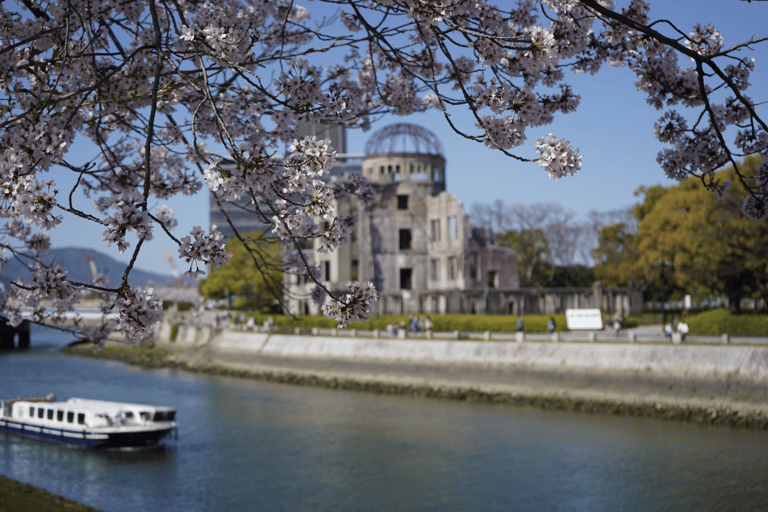 Visite privée sur mesure d&#039;Hiroshima/Miyajima avec guide local