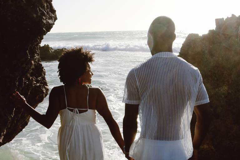 Coolangatta: Beach Photoshoot with Edited Photos Coolangatta: Beach Photoshoot with Edited Photos 30 min