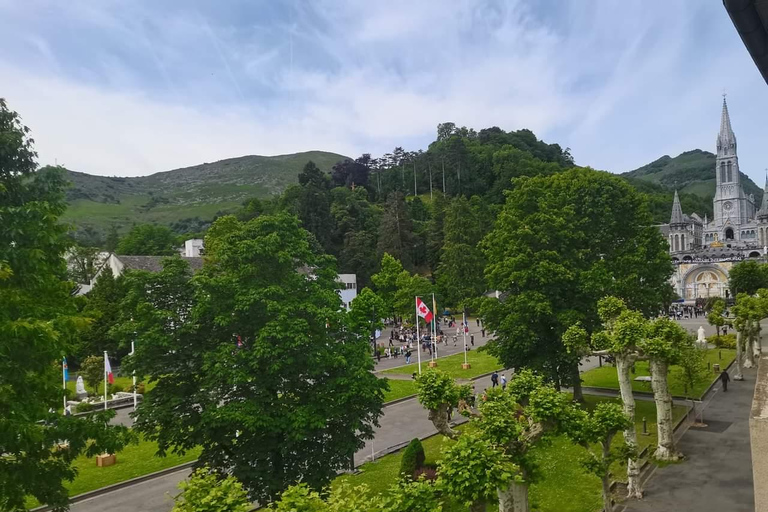 Excursão a pé pela história de Lourdes