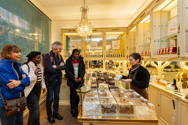 Lausanne: Traditional Food Group Walking Tour