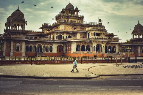 De Jaipur: Tour particular pelo Taj Mahal e Forte de AgraViagem de 1 dia saindo de Jaipur - Carro, motorista e guia que fala inglês