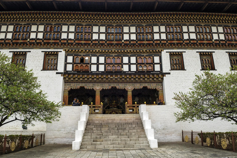 7 Day Budget-Friendly Bhutan Tour with All-Inclusive Service