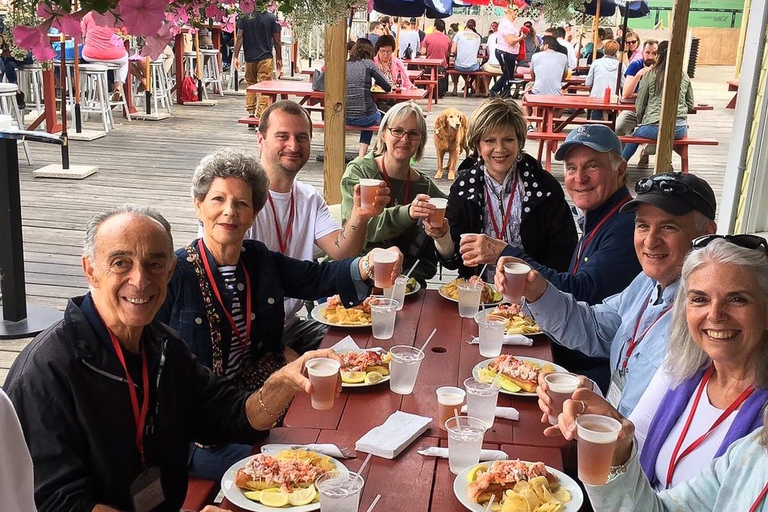 Portland: Old Port Seafood Lovers Tour Group Tour