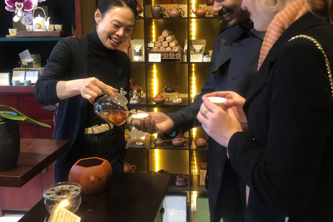 Vancouver Chinatown Heritage Tour with Expert Historian