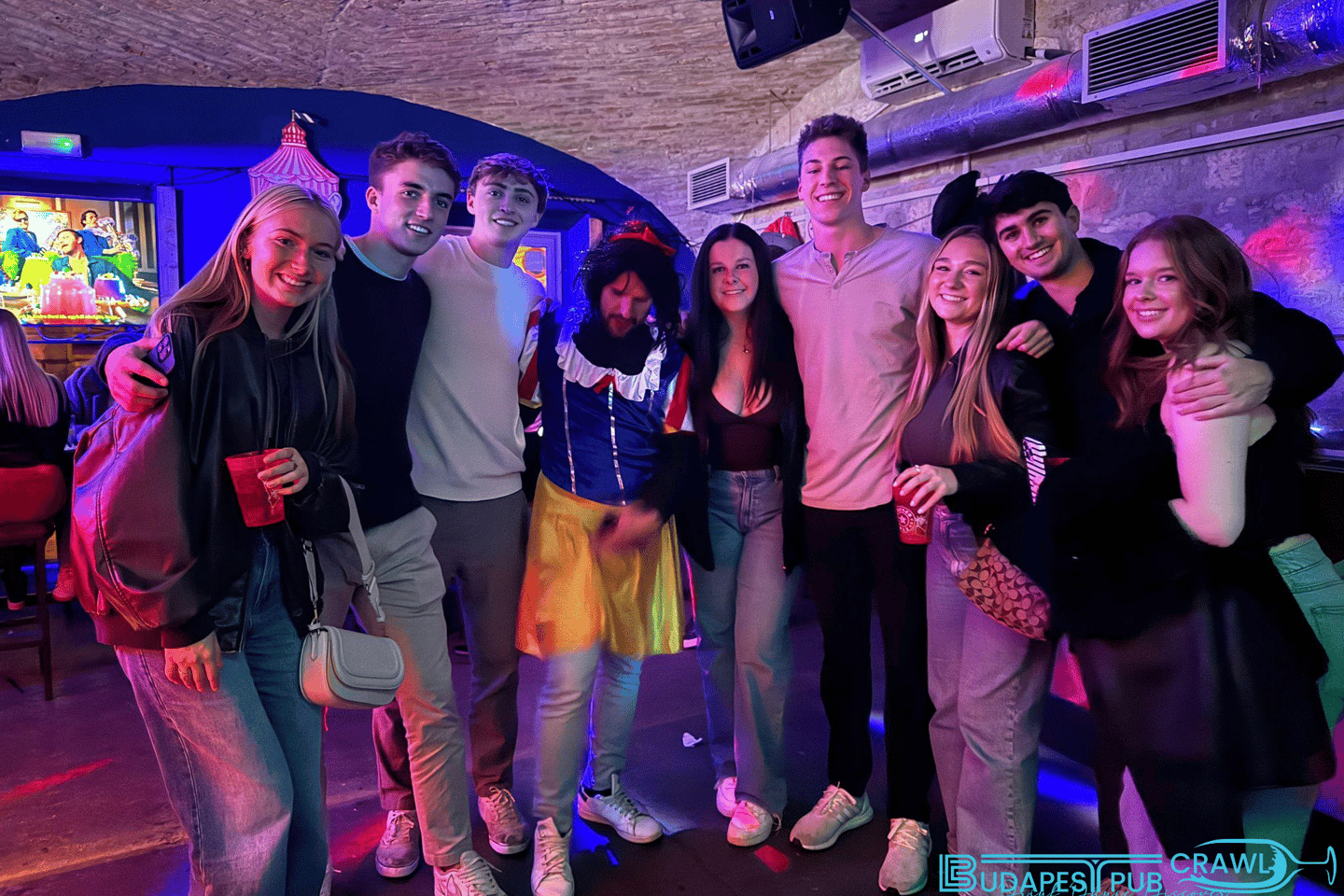 Budapest: Pub Crawl & Ruin Bar Tour –6 Free Shots VIP Entry