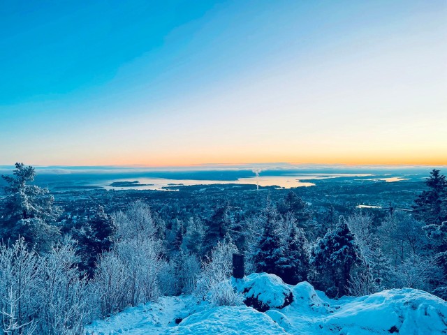 Visit Oslo Snow Hike to Vettakollen with Oslofjord Winter View in Tromso