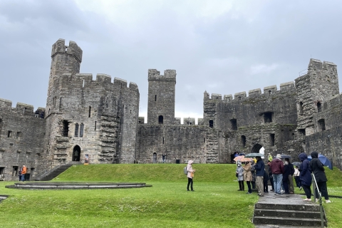 Wales: Snowdonia Mountains en Caernarfon Castle-tourSnowdonia Mountains en Caernarfon Castle Tour