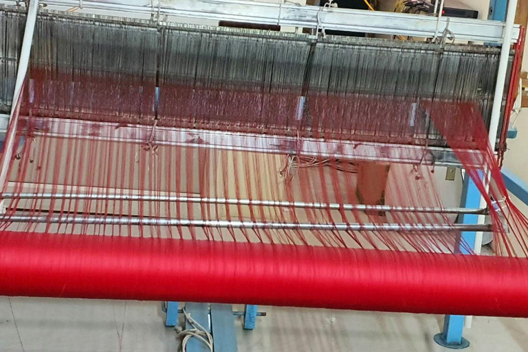 Saree Weaving & Srirangapatna Palace Day Tour from Bangalore