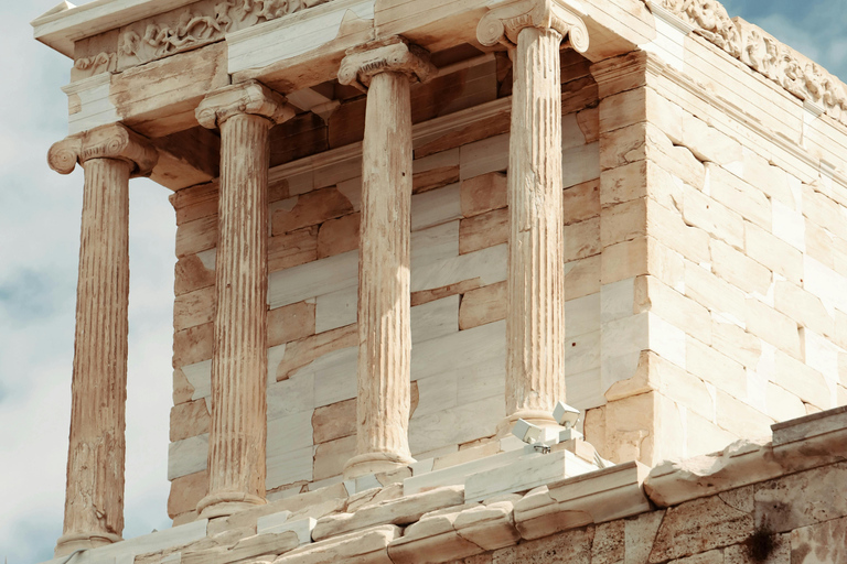 Atenas: visita compartida en grupo reducido a la Acrópolis y a la ciudad.Atenas: visita compartida en grupo reducido a la Acrópolis y visita turística por la ciudad