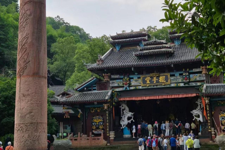 Zhangjiajie: Tianmen Mountain and Tujia Folk Park Tour Zhangjiajie: Private Tour of Tianmen Mountain and Tujia Folk