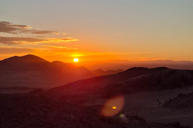 Swakopmund: Namib Desert Sunrise, Seals & Sandwich Harbour