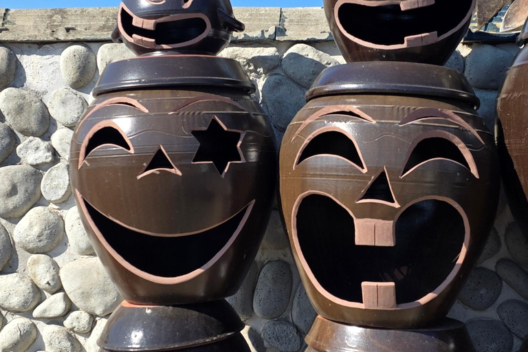 Ulsan: Bangudae Petroglyphs, Onggi Village & Park Tour