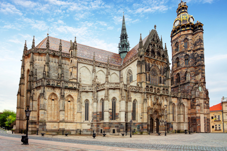 Slovakia: 3-Day Bratislava, Castles, Tatras Tour