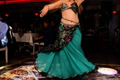 Istanbul: Europe & Asia Night Cruise with Dinner & Shows VIP Lounge, VIP Menu, Soft Drinks & Hotel Transfer