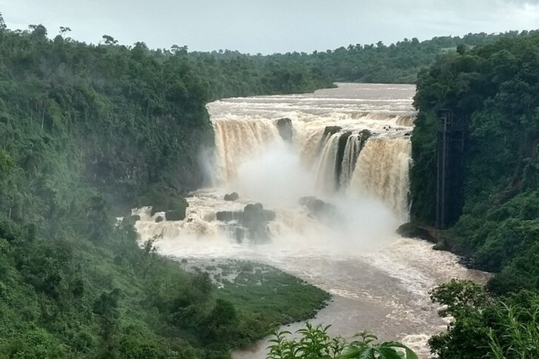 3-Day Private Iguazu Falls: With tickets & Hidden Paraguay