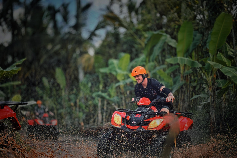 Ubud: Gorilla Face-quad, jungleschommel, waterval en maaltijdTandemrit met Bali Transfers