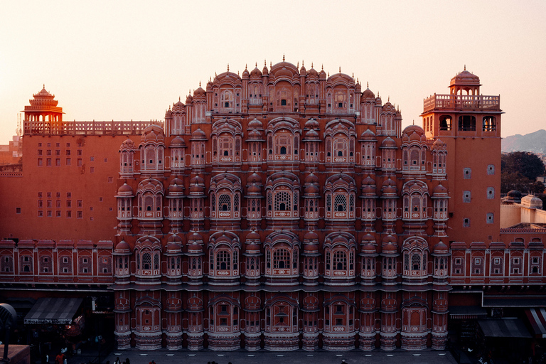 Jaipur : Full day Jaipur City Tour and Drop Delhi Include : Car + Guide + Entrances