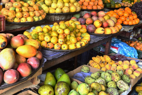 Cartagena: City History & Food Tour of Old Town & Getsemani