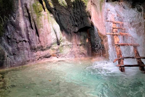 Wycieczka TODO INCLUIDO w Sendero Acuático Cueva de la Virgen