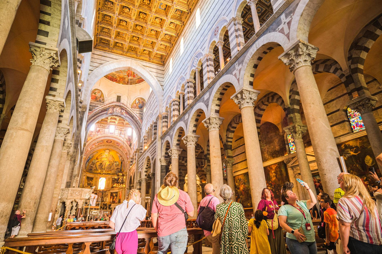 Från Montecatini: Pisa &amp; Lucca Dag HeldagsturRundresa på spanska