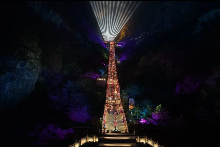 Zhangjiajie 3-Day Tour: Avatar & Furong Town & Tianmen