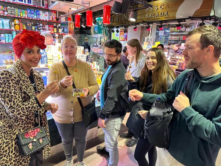 Barcelona: Wycieczka piesza z tapas i po targowisku La Boqueria