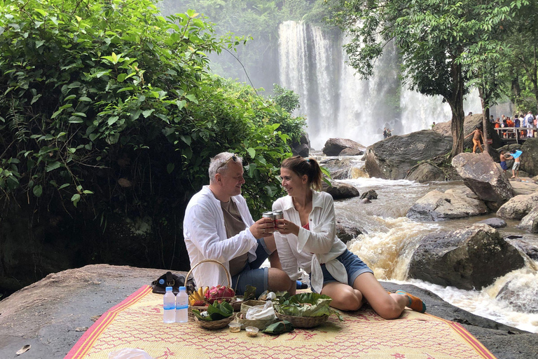 Kulen Mountain Day Tour with Picnic Lunch and Banteay Srei Private Tour with Picnic Lunch
