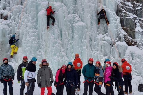 Abisko: Isklättring för alla nivåer med certifierad guide