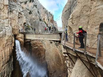 Fra Malaga: Caminito del Rey og Antequera: Dolmener og fritid
