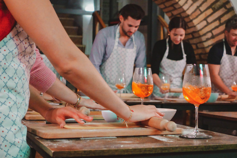 Rome Cooking Class: Make Pasta & Mix 3 Spritz Cocktails Private Experience