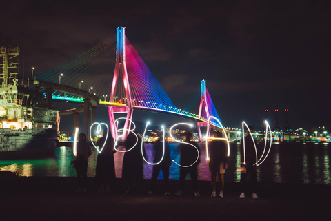 Excursão fotográfica noturna para pequenos grupos em Busan (máximo de 7)