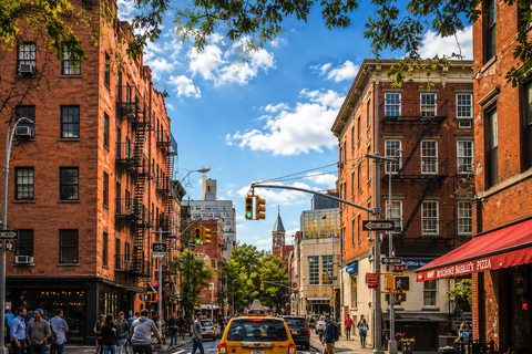 NYC: Manhattan Walking Tour with Local Guide